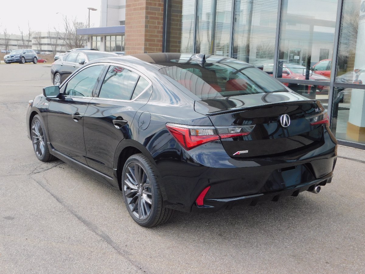 Pre-Owned 2019 Acura ILX w/Technology/A-Spec Pkg FWD 4dr Car